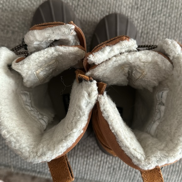 EUC Lands End Sherpa Lined Duck Boots - Picture 9 of 9